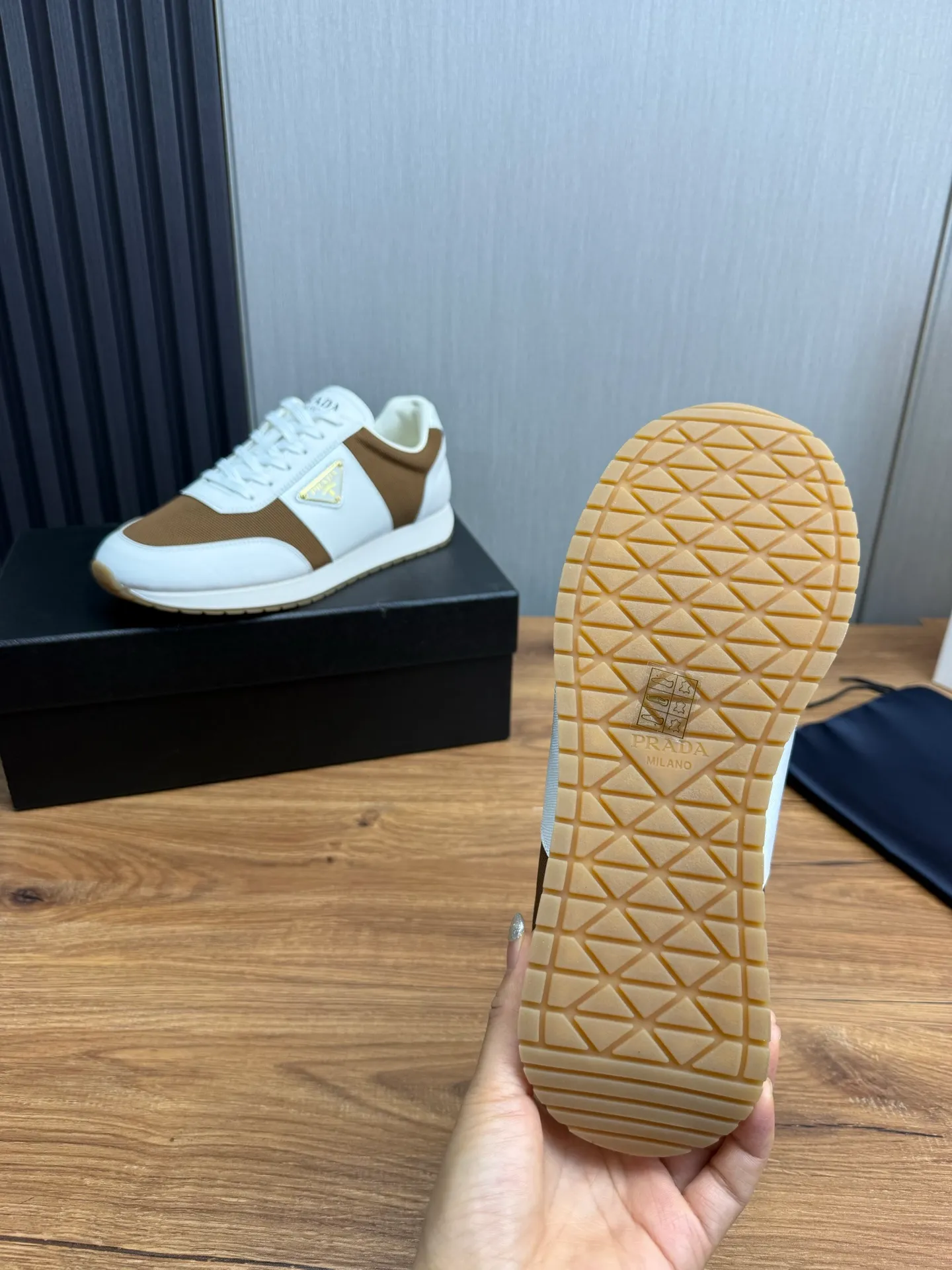 Men's shoes 💰760💰 [PRADA] New models synchronized with the official website, high-quality shipments ✔️Best sellers🔥 Original cowhide with mesh surface + cowhide lining, 1🆚1 replica, original bottom, 38-45 (men's 45 is custom-made and cannot be returned)